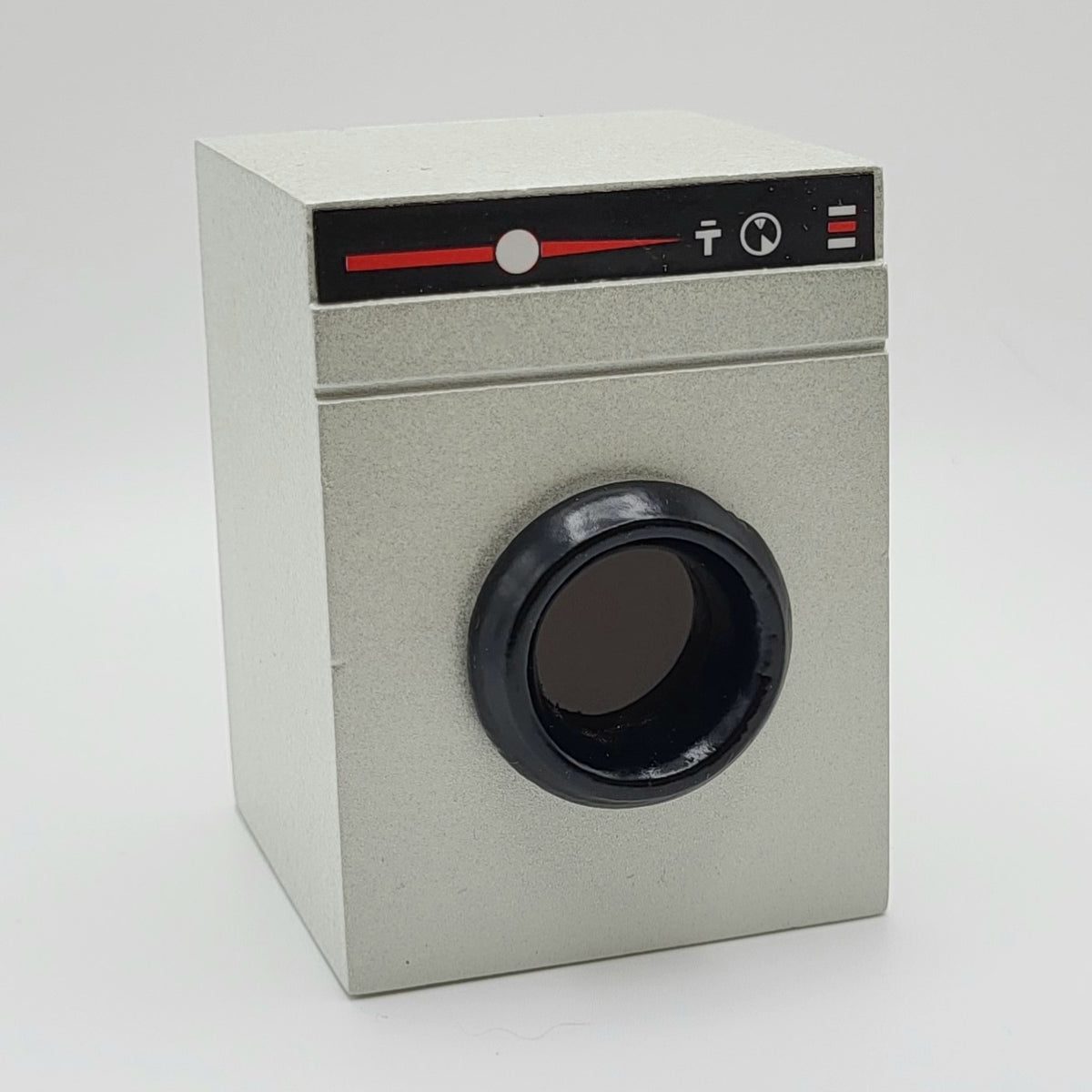 Modern Dryer - Silver - 1/12 Scale Dollhouse Miniature – Freedom Miniatures