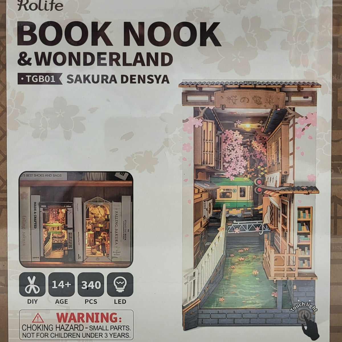 尾州ロリィタ hanakabeadsコラボSakura Ribbon セット Rolife Book Nook Shelf Insert - Sakura Densya TGB01