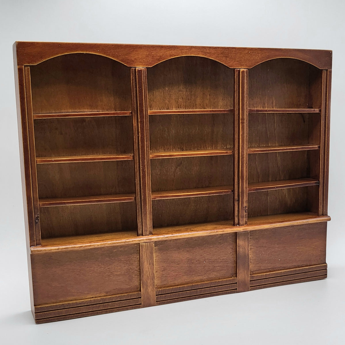 Bookcase - Walnut - 1/12 Scale Dollhouse Miniature – Freedom Miniatures